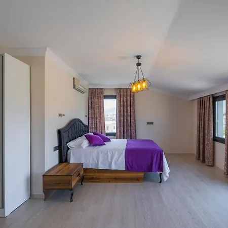 Appartamento Havuzlu Sitede Luks Tatil Evi - Zeybek Apart 2 *